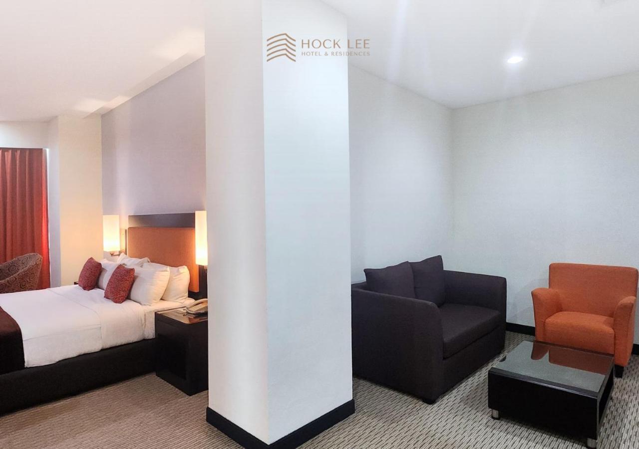 Hock Lee Hotel & Residences Kuching Esterno foto